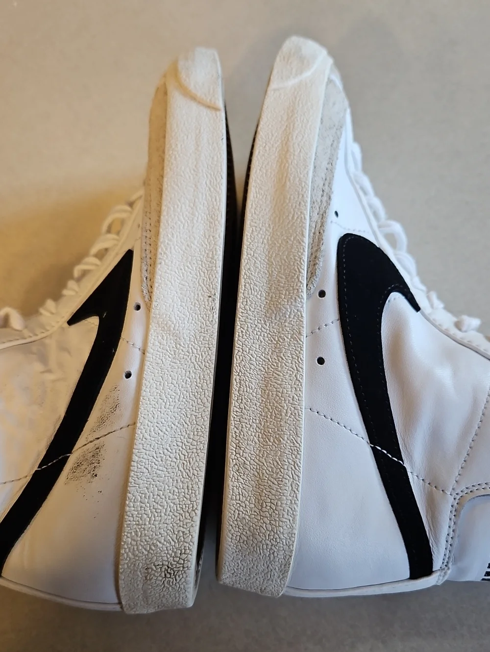 Nike Blazer Mid '77 High Top Sneakers